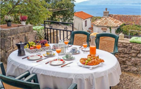 Nice Home In Dragozetici With House Sea View
